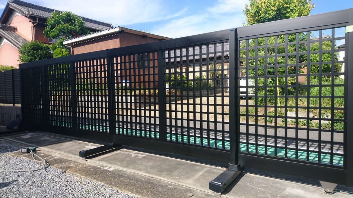 大型引戸門扉の取替えなら東郷町のエクステリアの窓口東郷町